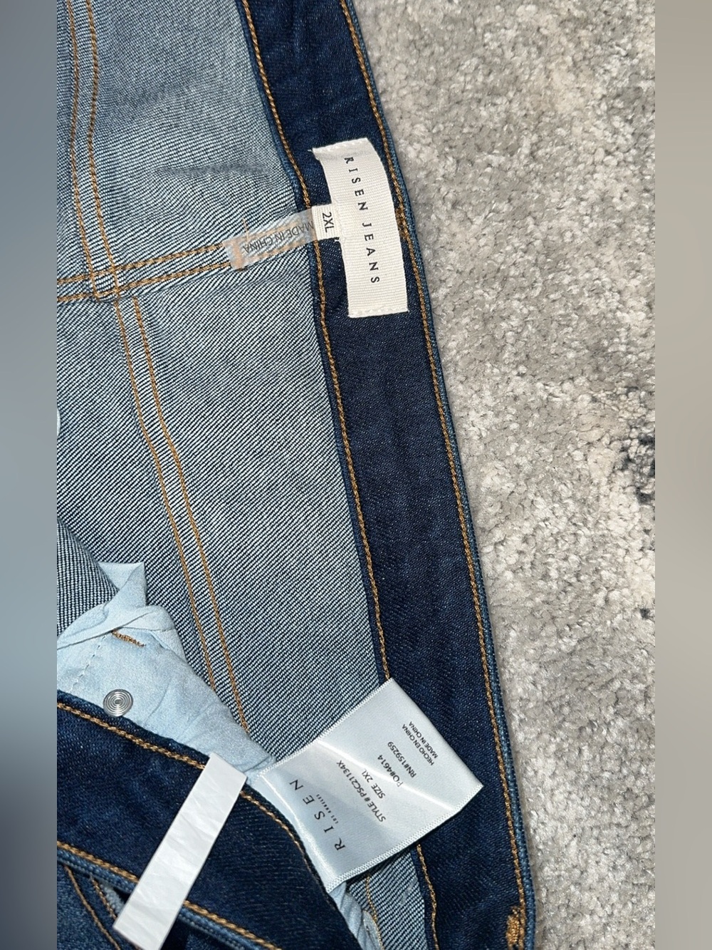 NEW! Risen Jeans - Picture 5 of 5